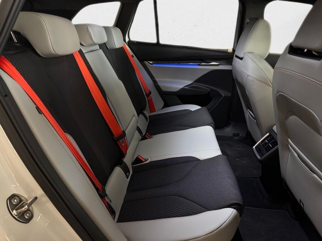 Skoda Enyaq 85 210 kW ( CV) 82 kWh (77 kwh neta) 6