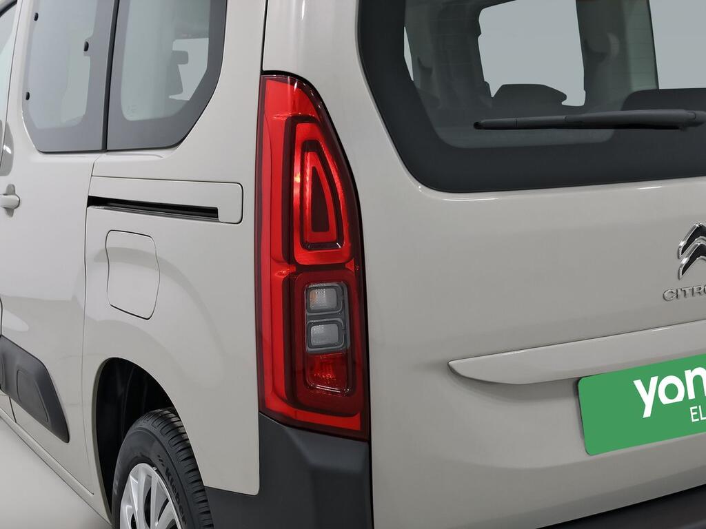 Citroën Berlingo Talla M PureTech 110 S&S FEEL 32