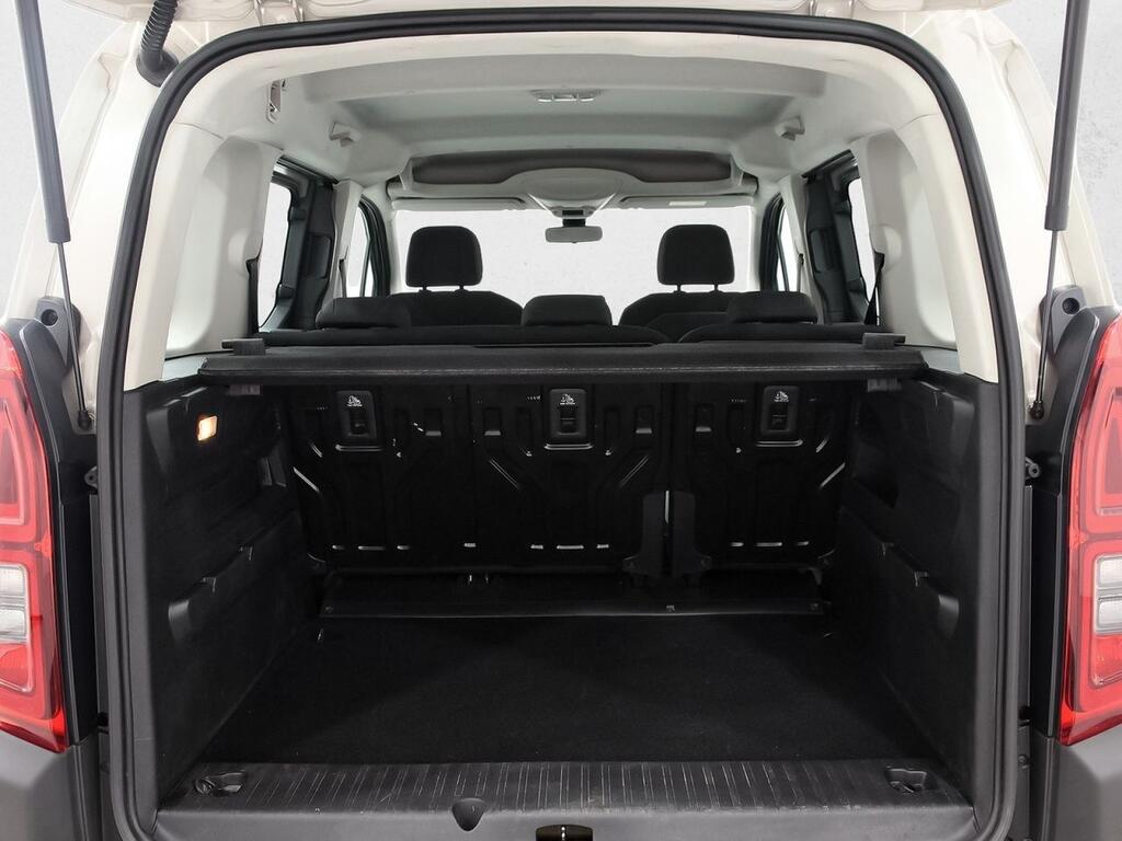 Citroën Berlingo Talla M PureTech 110 S&S FEEL 10