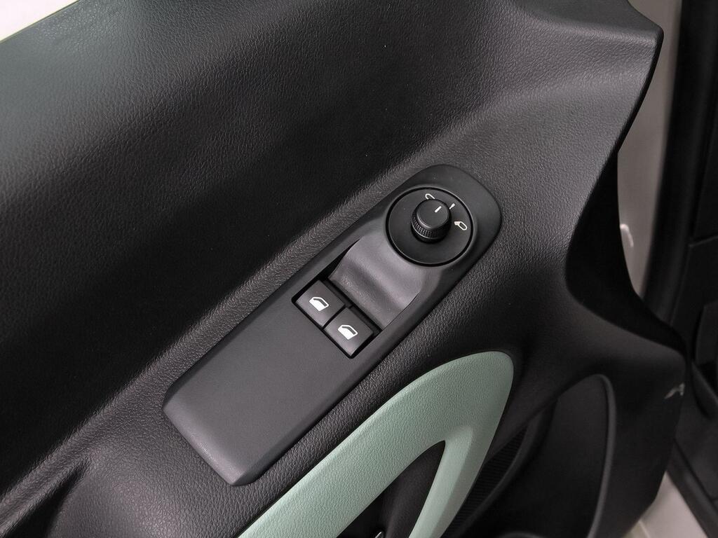 Citroën Berlingo Talla M PureTech 110 S&S FEEL 13