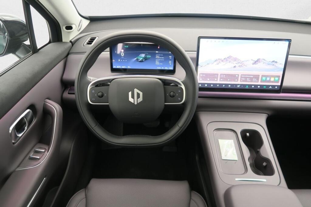 Leapmotor C10 C10 BEV 69.9kWh Design Auto 14