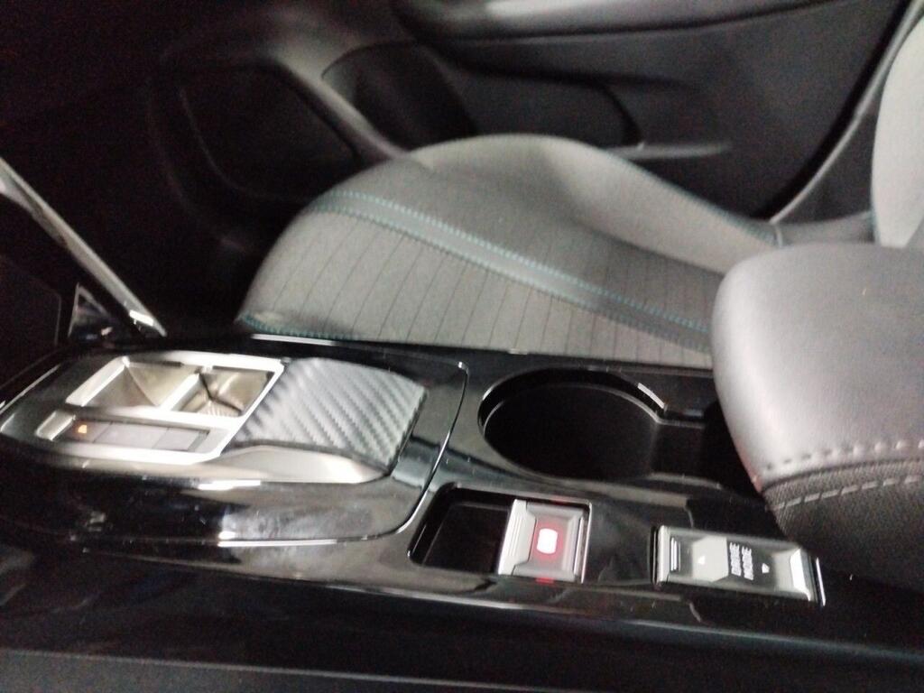 Peugeot 208 Eléctrico Allure 12