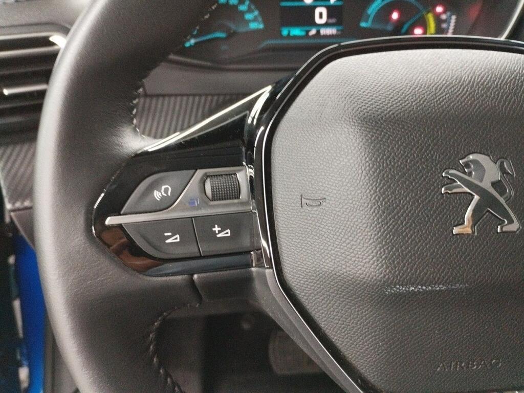 Peugeot 208 Eléctrico Allure 8