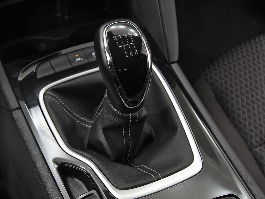 Opel Insignia ST Business Edition 1.5D DVH 90kW MT6 32