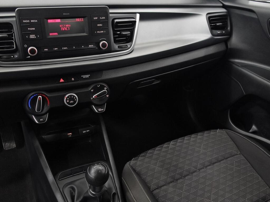 Kia Rio 1.2 DPi 62kW (84CV) Concept 11