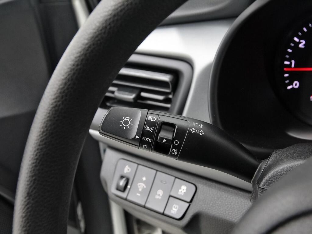 Kia Rio 1.2 DPi 62kW (84CV) Concept 15