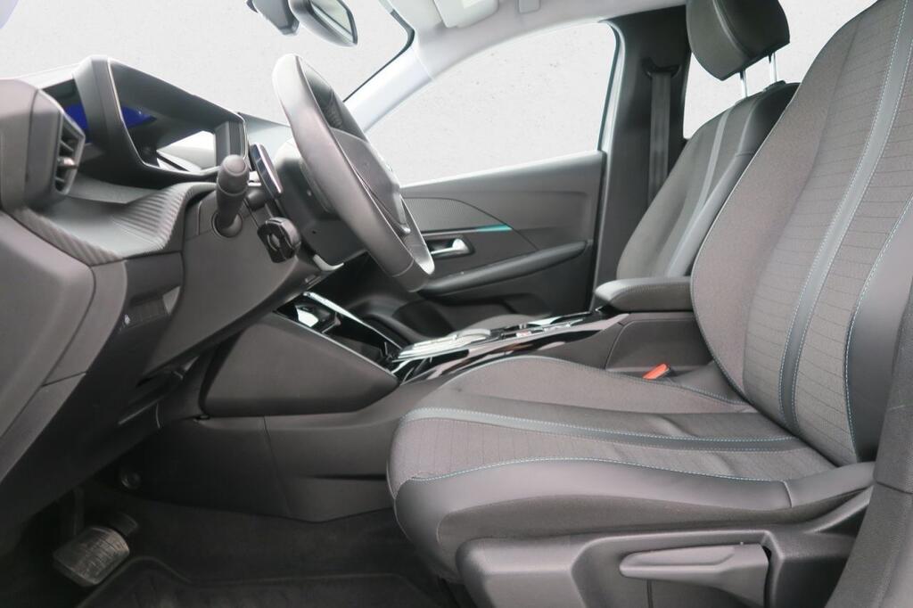 Peugeot 208 ALLURE PACK 1.2 PURETECH 100 CV AUTO 5P 18