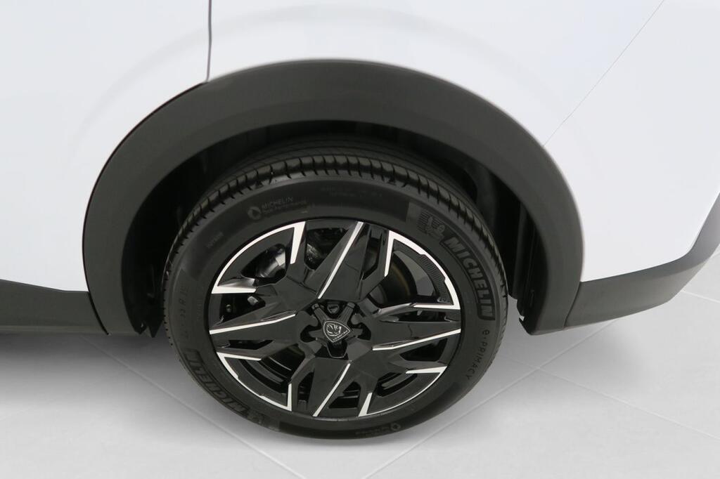 Peugeot 5008 ALLURE 1.2 MHEV HYBRID EDCS6 145 CV 7 PLAZAS 23