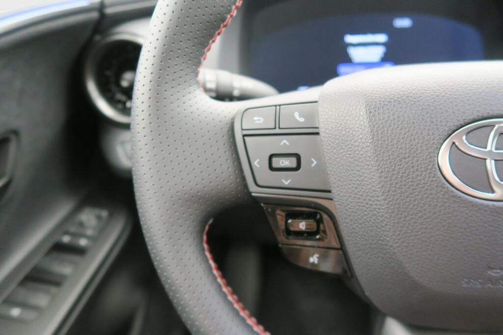 Toyota C-HR GR SPORT 2.0 PHEV 223 CV CVT 5P 13