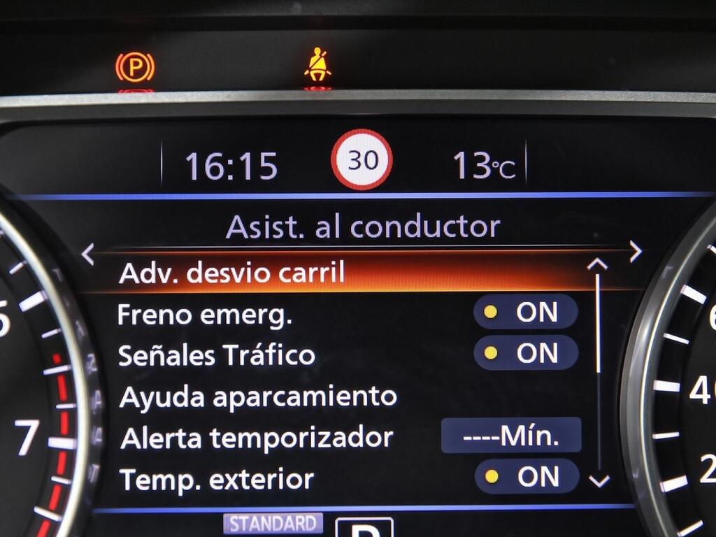 Nissan Juke DIG-T 84 kW (114 CV) DCT 7V N-Connecta 26