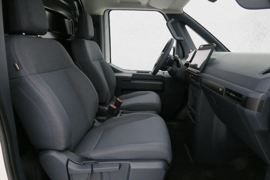 Kia PV5 Passenger Furgoneta BEV 71KWH L2H1 PLUS AUTO 163 4P 20