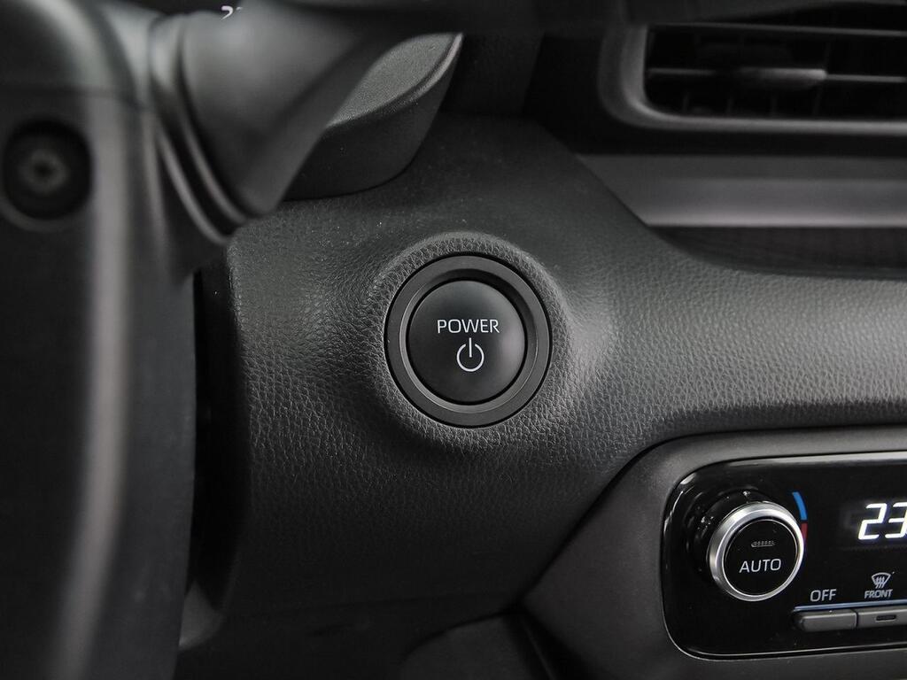 Toyota Yaris Cross 1.5 120H Active Plus 18