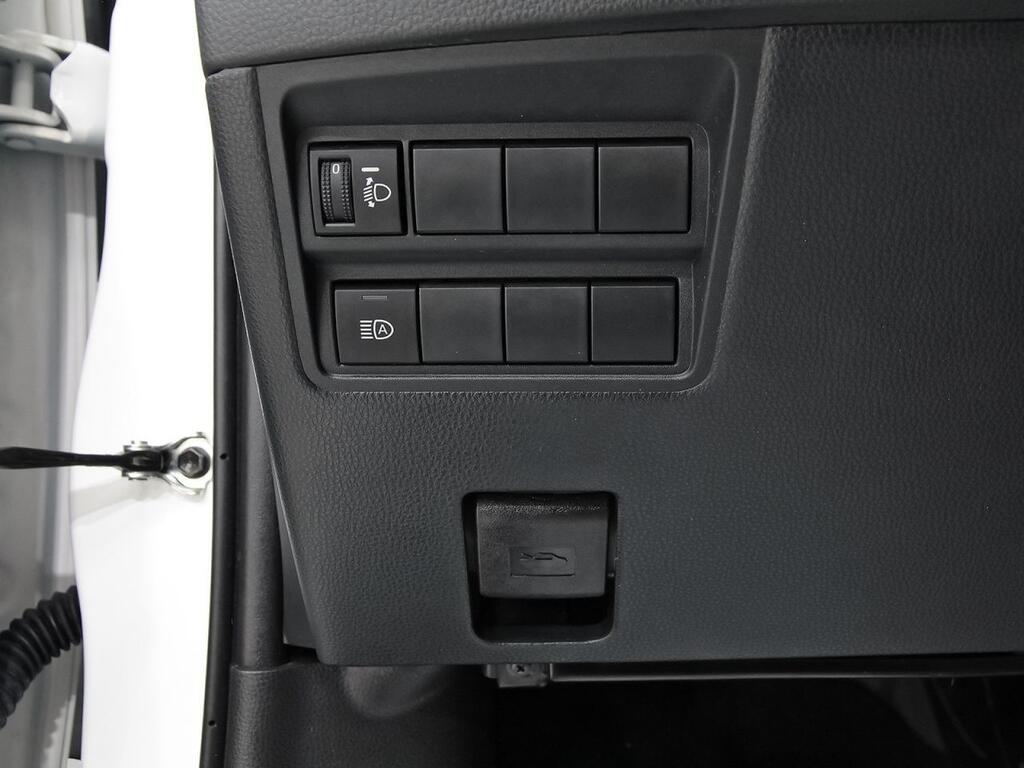 Toyota Yaris Cross 1.5 120H Active Plus 13