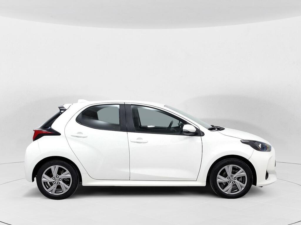 Toyota Yaris Cross 1.5 120H Active Plus 3