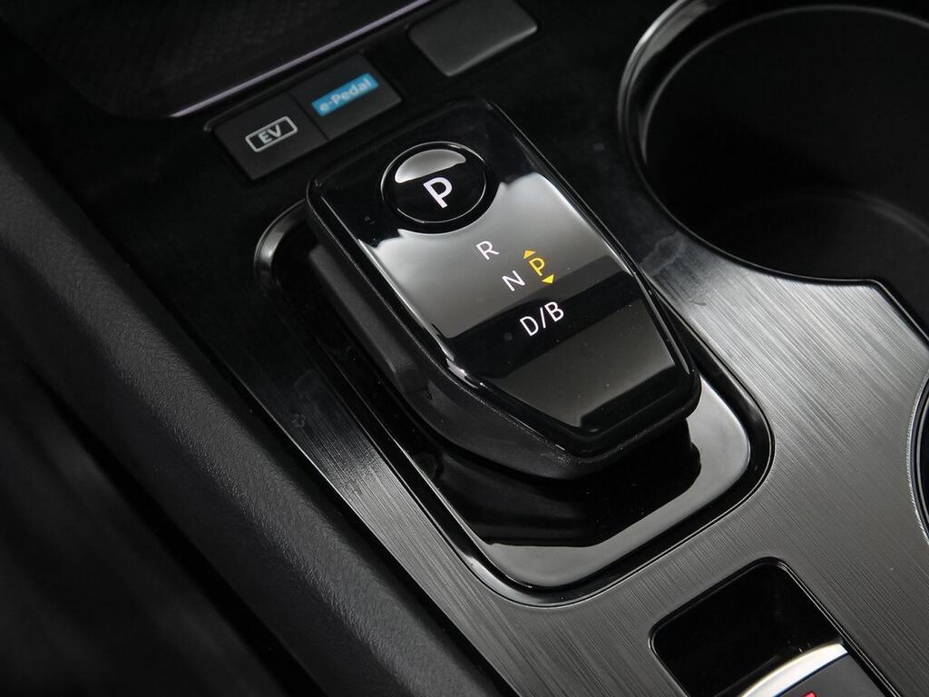 Nissan X-Trail 5pl 1.5 e-4ORCE 158kW 4x4 A/T N-Connecta 35