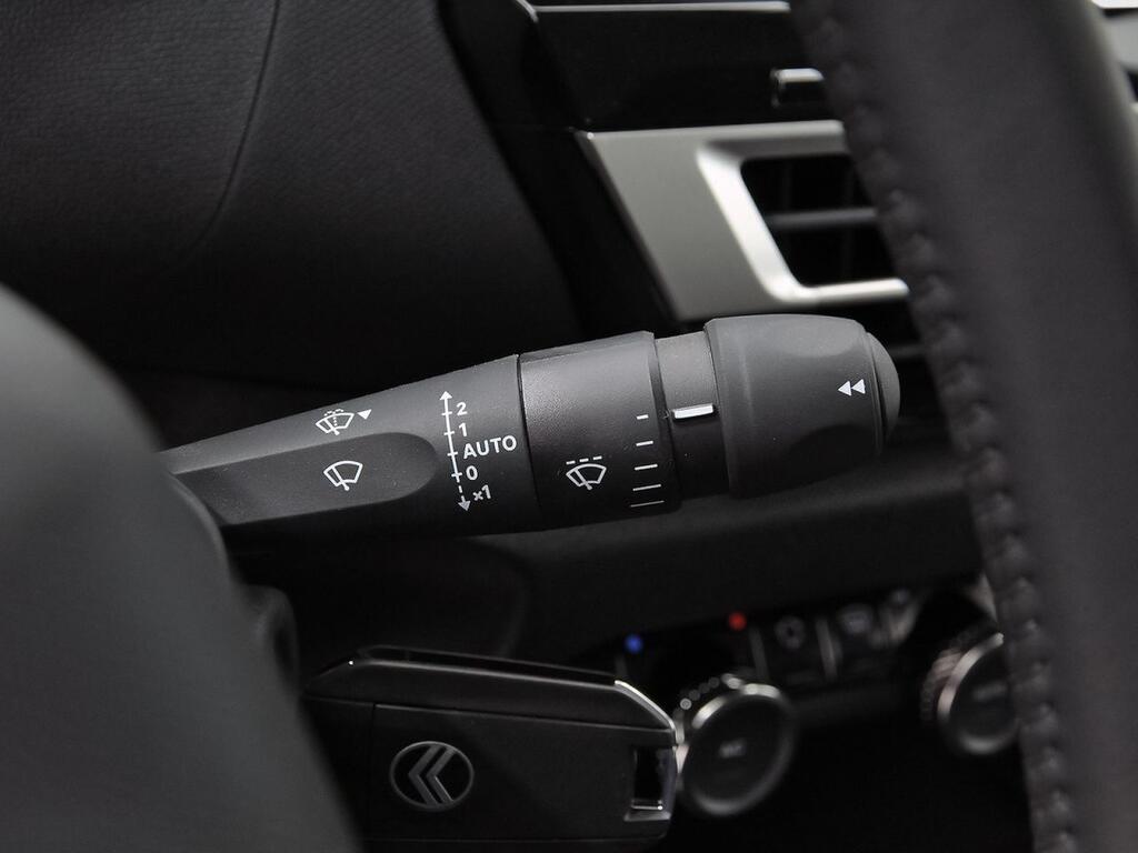 Citroën C4 Hybrid 100 e-DCS6 You 17