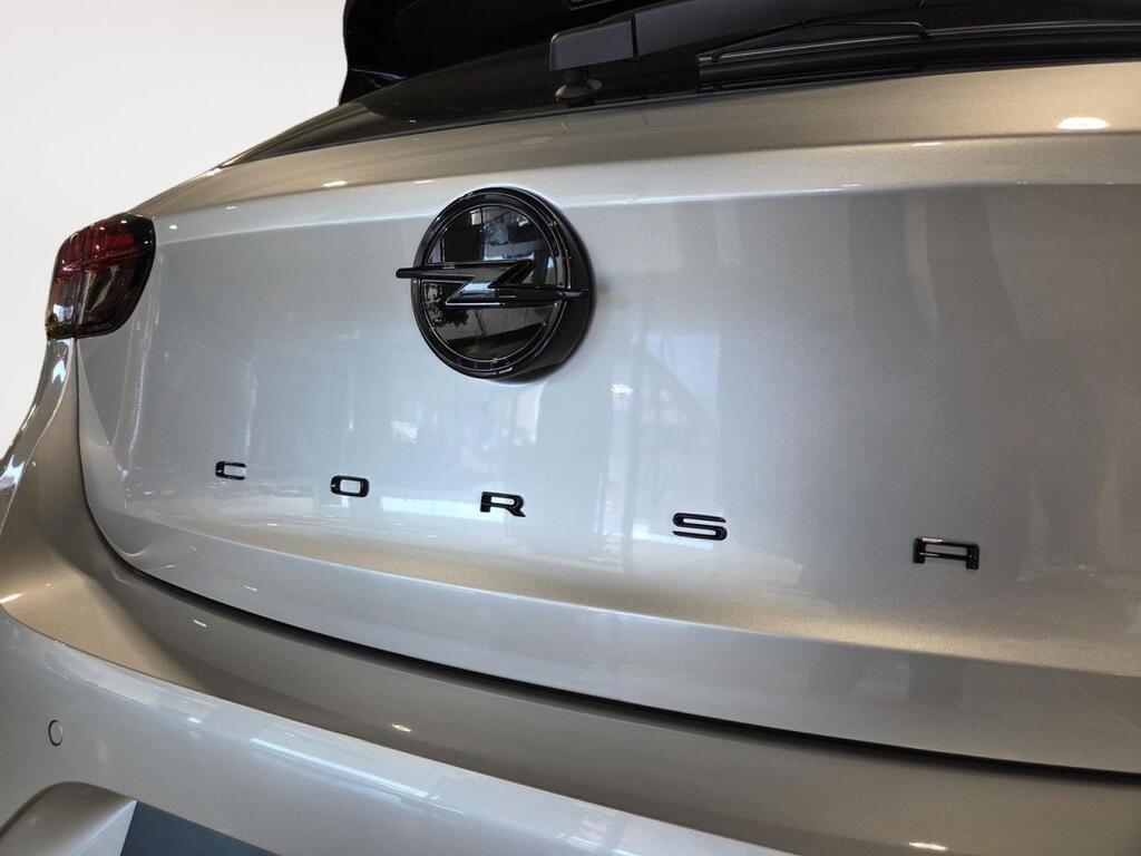 Opel Corsa 1.2T XHL HYBRID 81KW GS EDCT 5P 12