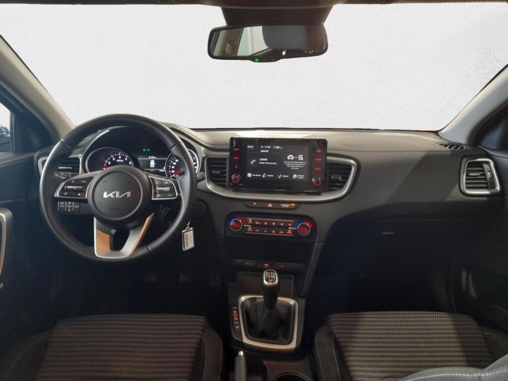Kia Ceed 1.0 T-GDi 74kW (100CV) Drive 12