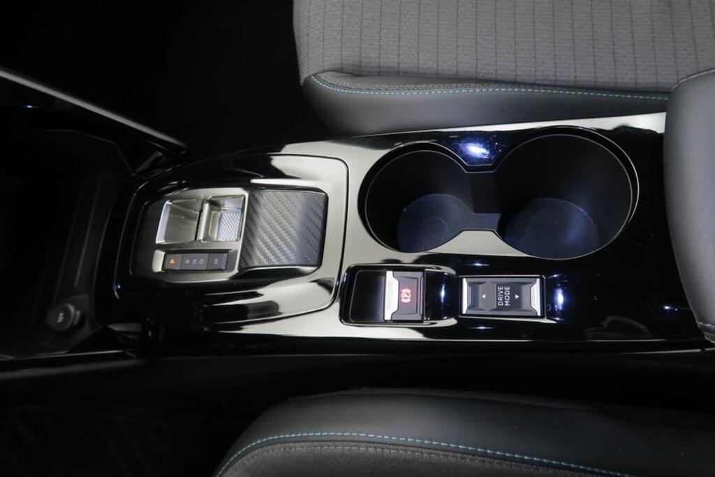 Peugeot 2008 ALLURE PACK 1.5 BLUEHDI 130 CV AUTO 5P 18