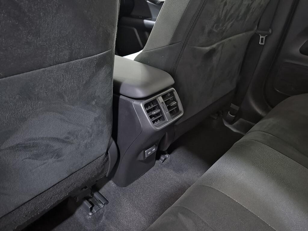 Lexus UX 250H PREMIUM 2.0 HYBRID 184 CV AUTO 5P 37