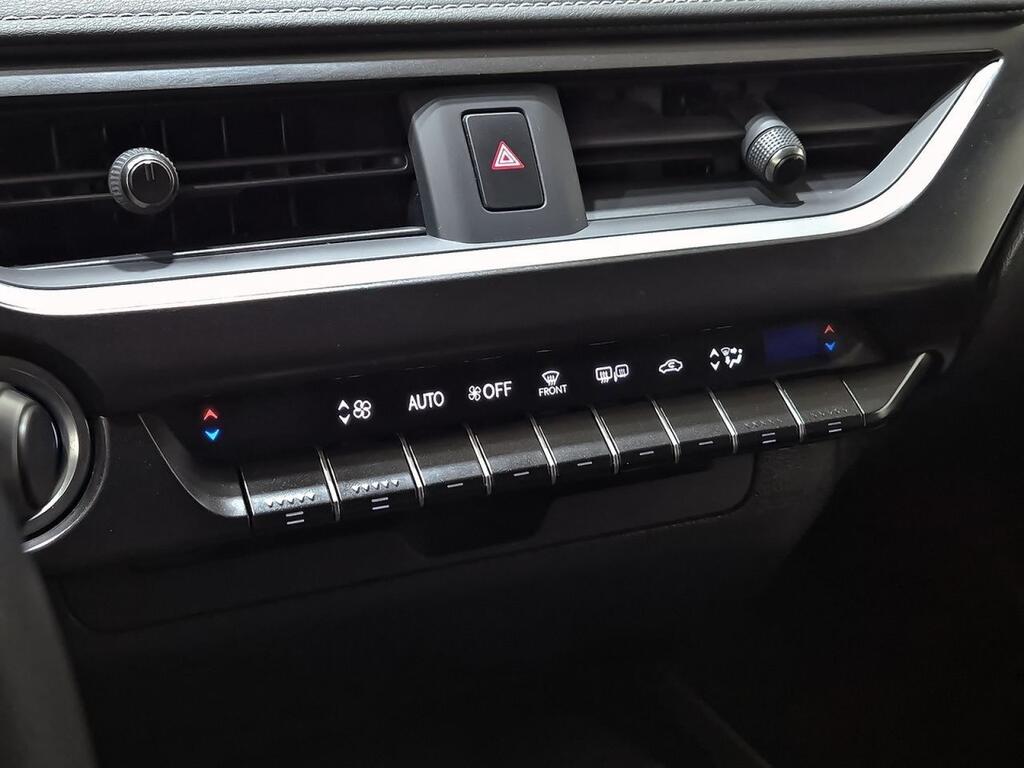 Lexus UX 250H PREMIUM 2.0 HYBRID 184 CV AUTO 5P 29