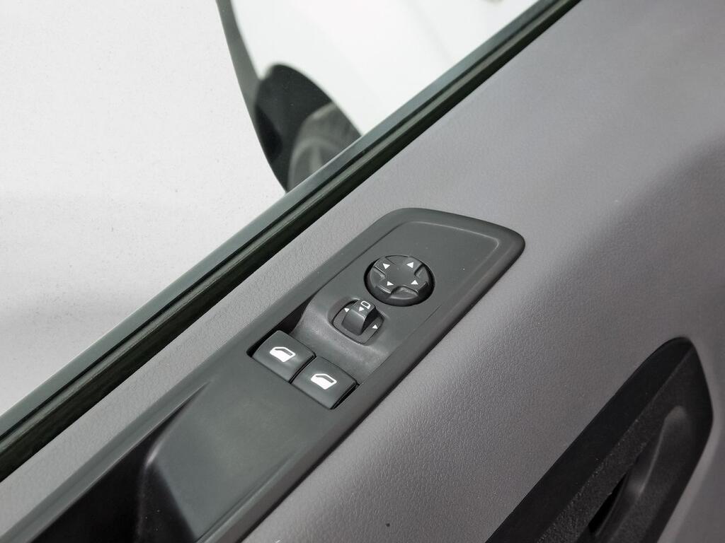 Citroën Jumpy FG 2.0 BLUEHDI 120 S&S M CLUB 4P 14