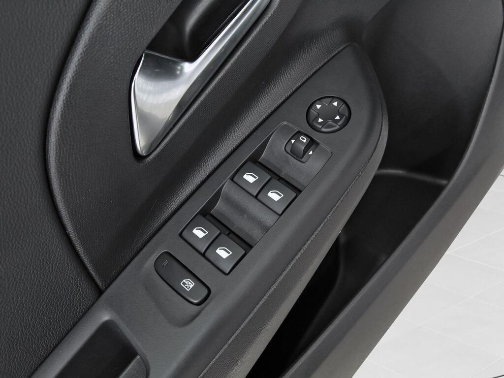 Opel Corsa 1.2T XHL 74kW (100CV) Edition 24