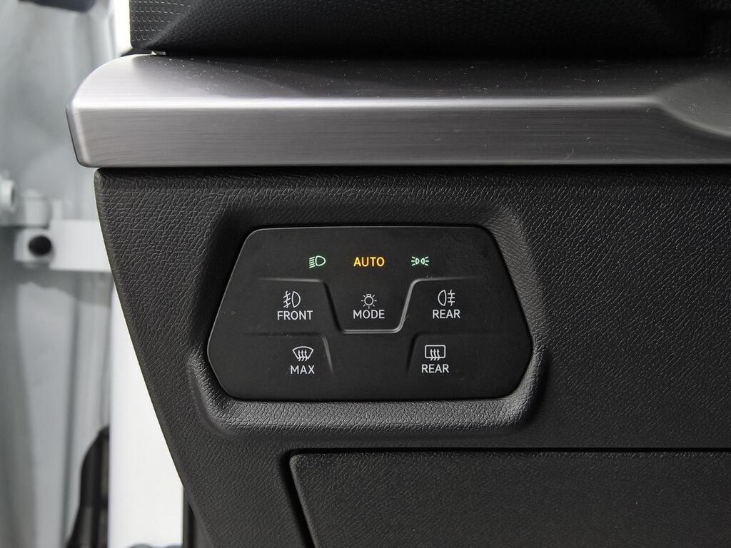 Seat Leon SP 1.5 eTSI 110kW DSG S&S FR 11