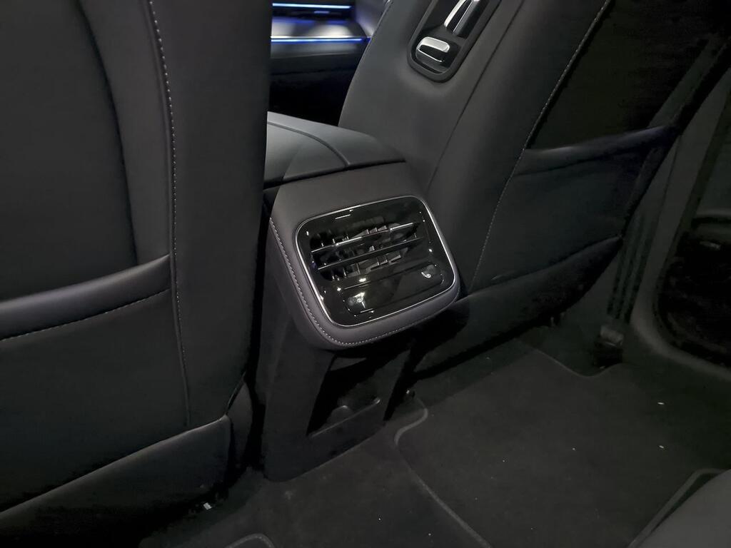 Ebro S800 1.5 TGDI PHEV Luxury E-CVT 30