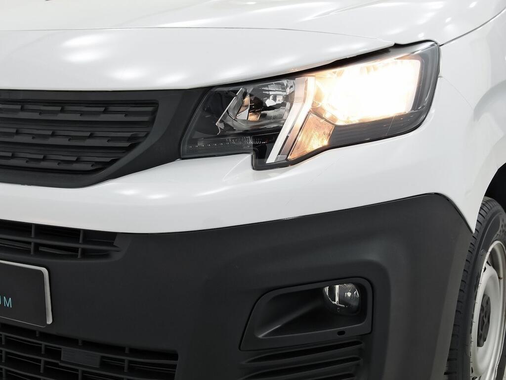 Peugeot Partner FG 1.5 BLUEHDI 100 STANDARD 4P 600KG 29