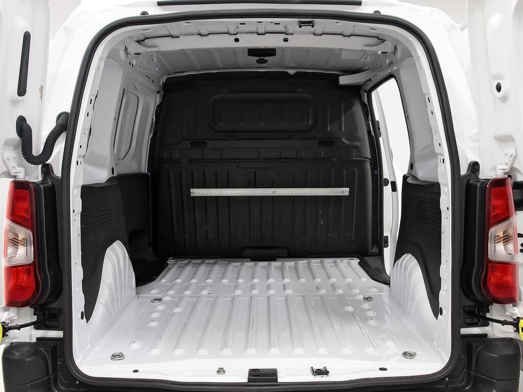 Peugeot Partner FG 1.5 BLUEHDI 100 STANDARD 4P 600KG 11