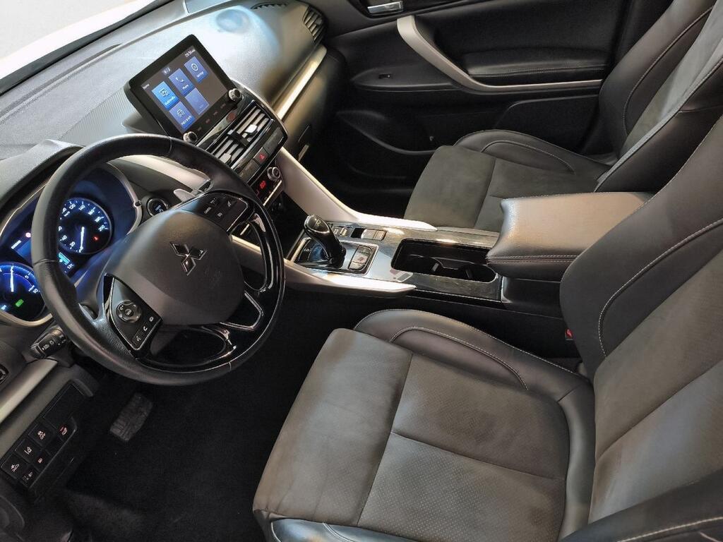 Mitsubishi Eclipse Cross 2.4 PHEV Kaiteki Auto 4WD 26