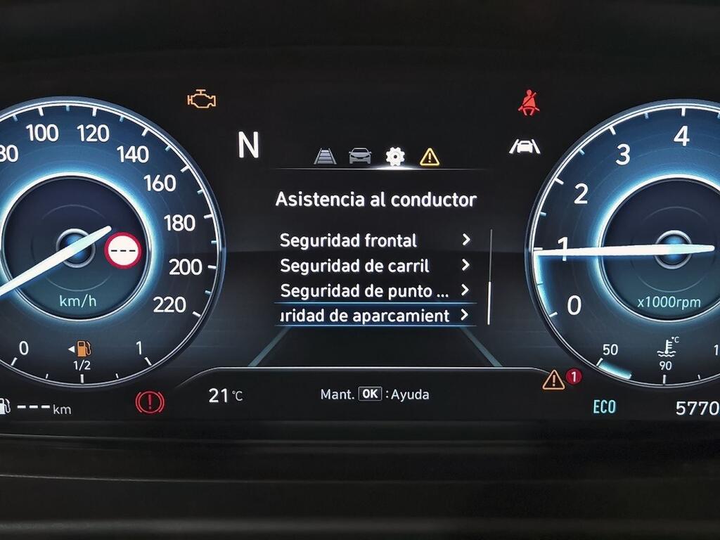 Hyundai i20 1.0 TGDI 74kW (100CV) 48V Tecno 23