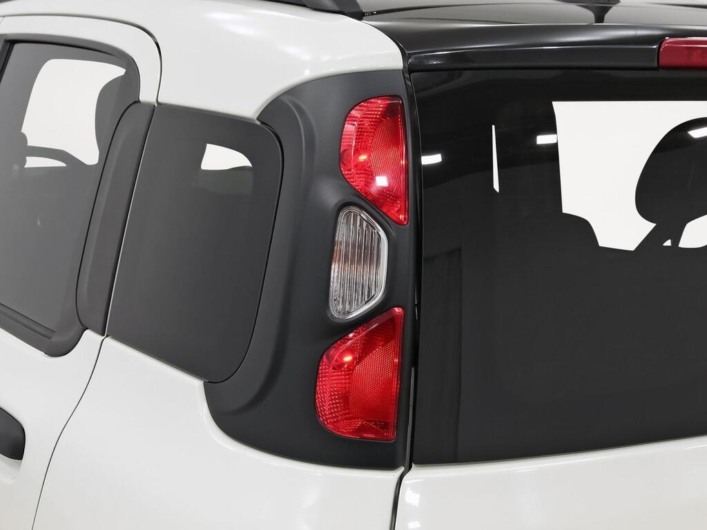 Fiat Panda City Cross 1.0 Gse 51kw (70CV) 28
