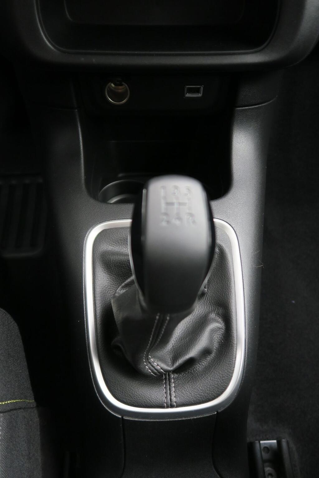 Citroën C3 C-SERIES 1.2 PT 83 CV 5P 12