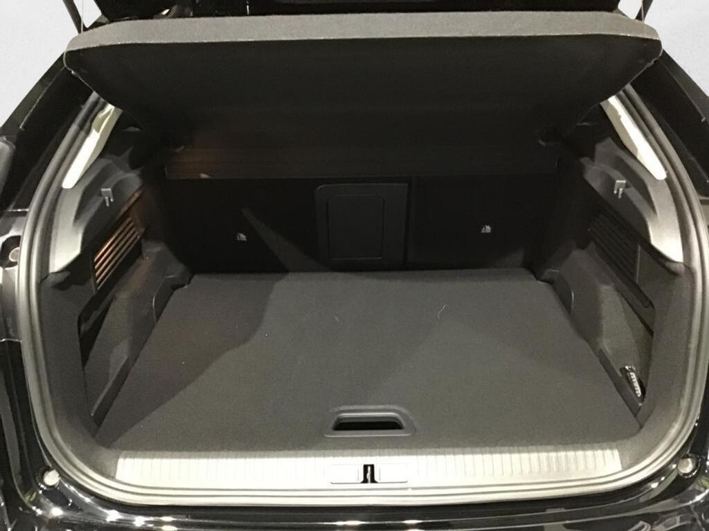 Citroën C4 ë-C4 eléctrico 100kW 50kWh Shine 10