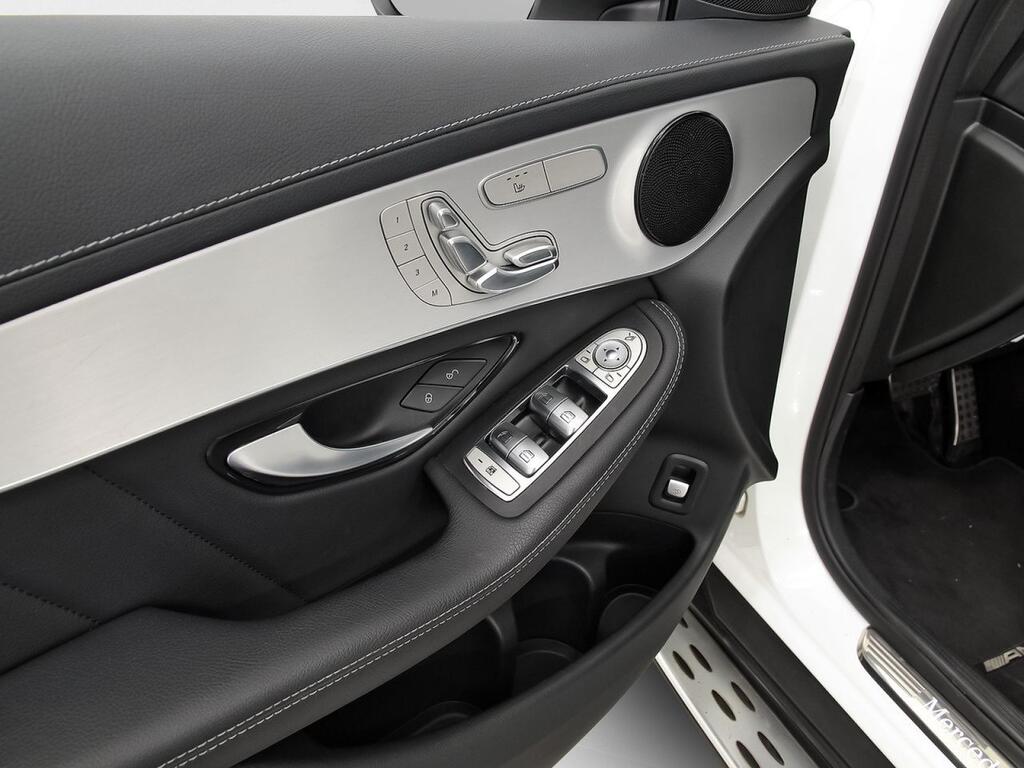 Mercedes GLC GLC 220 d 4MATIC 11