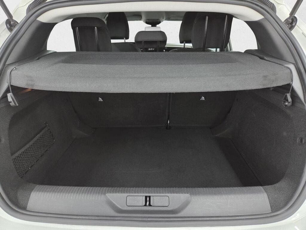 Peugeot 308 5P Active Pack BlueHDi 130 S&S MAN 9