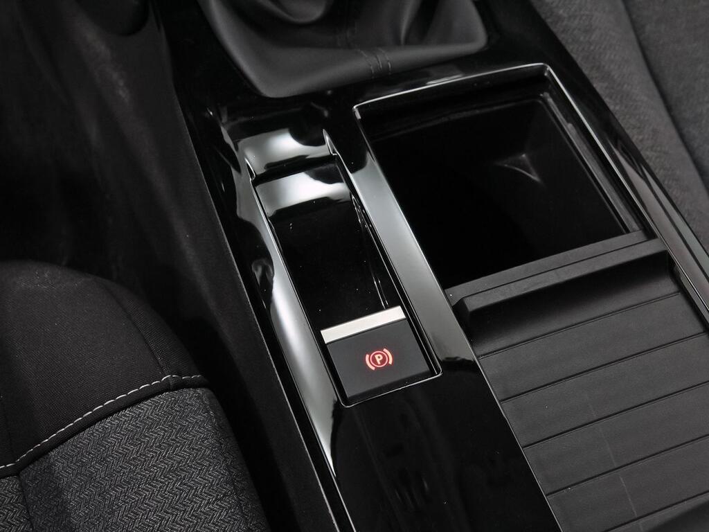 Citroën C4 PureTech 100 S&S 6v Feel 29