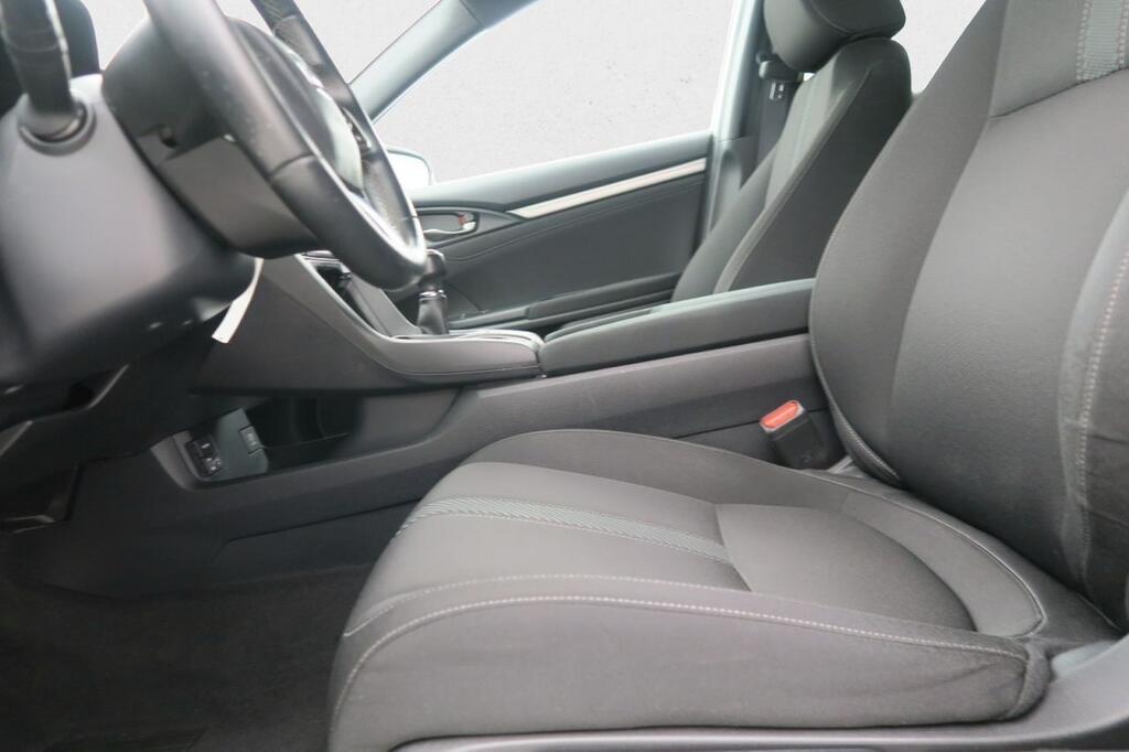 Honda Civic ELEGANCE NAV 1.0 I-VTEC TURBO 129 CV 5P 17