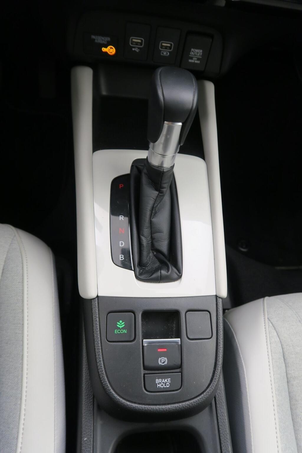 Honda Jazz HYBRID 2022 1.5I-MMD EXECUTIVE 18