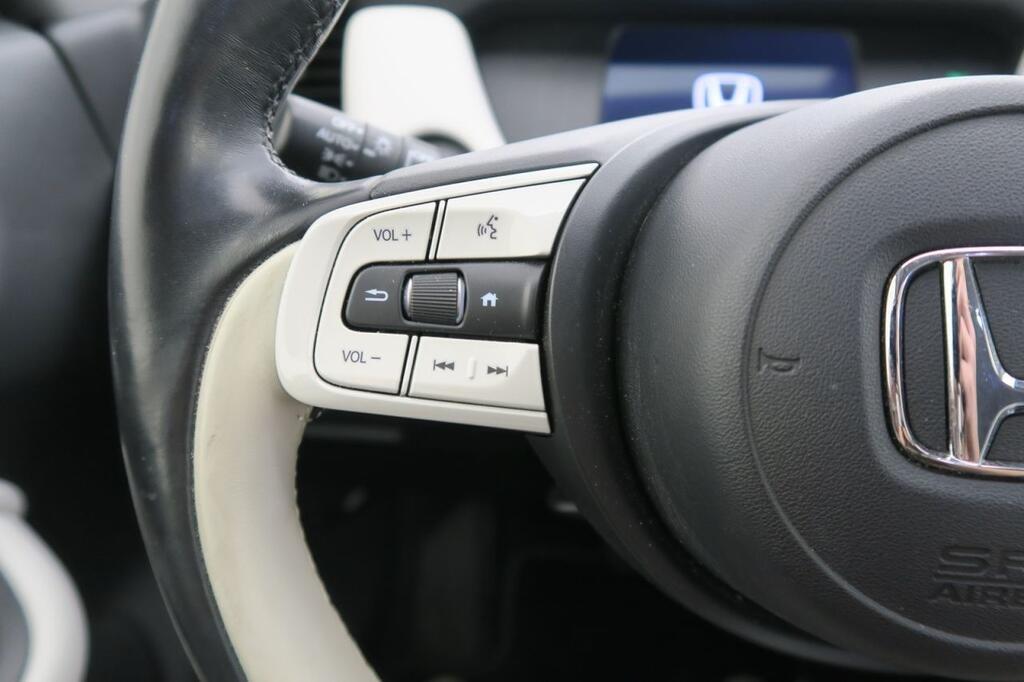 Honda Jazz HYBRID 2022 1.5I-MMD EXECUTIVE 21