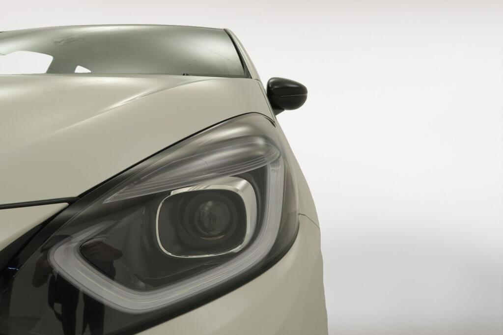 Honda Jazz HYBRID 2022 1.5I-MMD EXECUTIVE 12