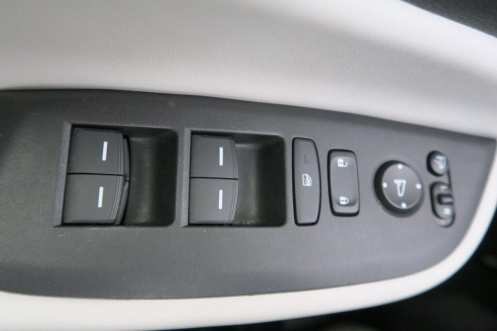 Honda Jazz HYBRID 2022 1.5I-MMD EXECUTIVE 14