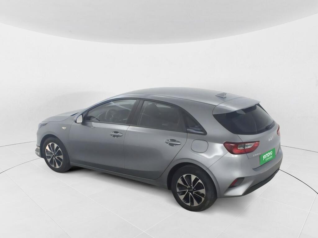 Kia Ceed Berlina 1.0 T-GDI 74KW CONCEPT 100 5P 8