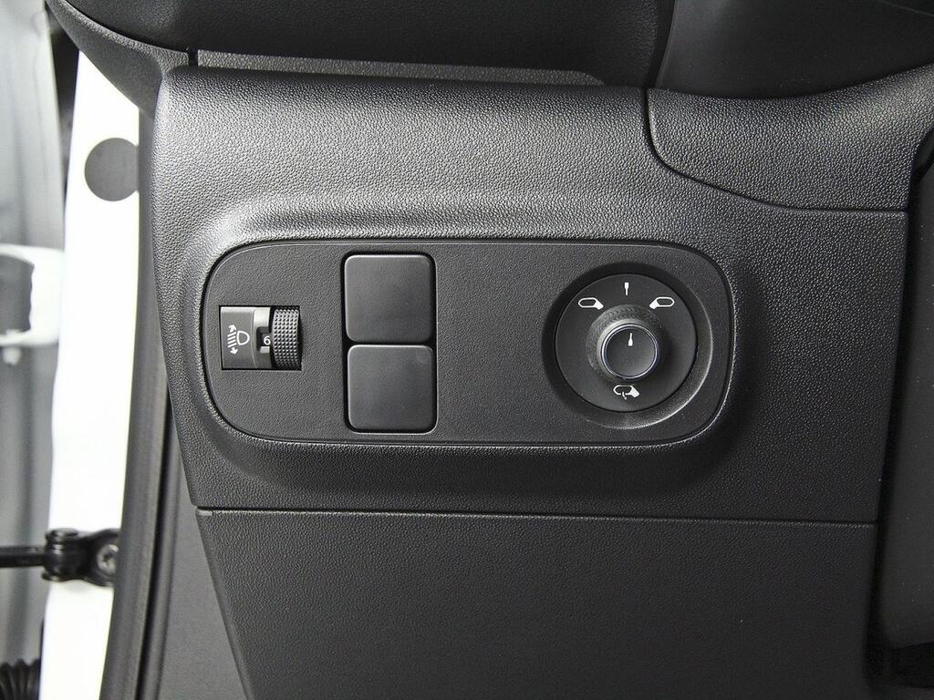 Citroën C3 PureTech 81KW (110CV) S&S Shine 16