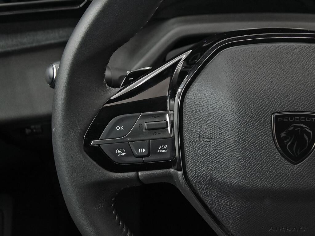 Peugeot 408 408 Allure HYBRID 136 eDCS6 18