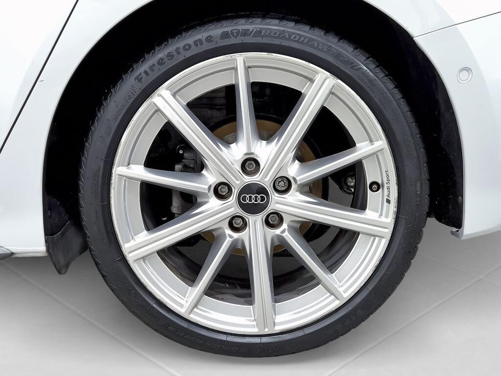 Audi A3 Sportback Genuine 35 TDI 110kW S tronic 10