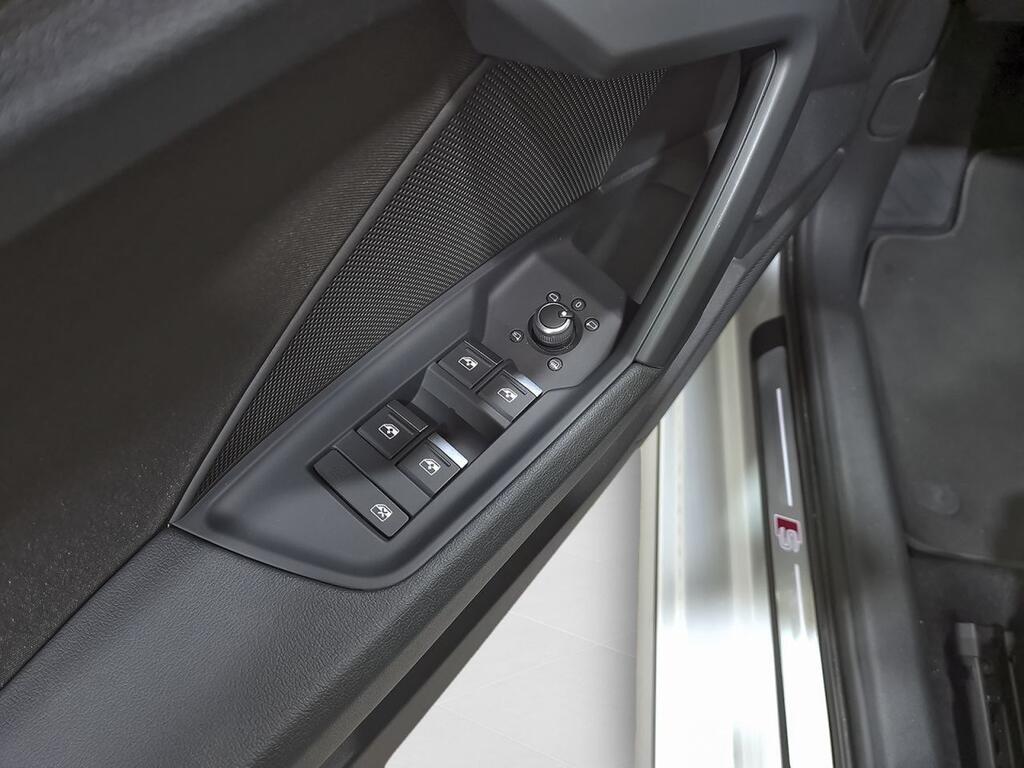 Audi A3 Sportback Genuine 35 TDI 110kW S tronic 12