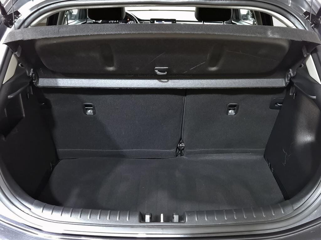Kia Rio 1.0 T-GDi 74kW (100CV) Drive 9